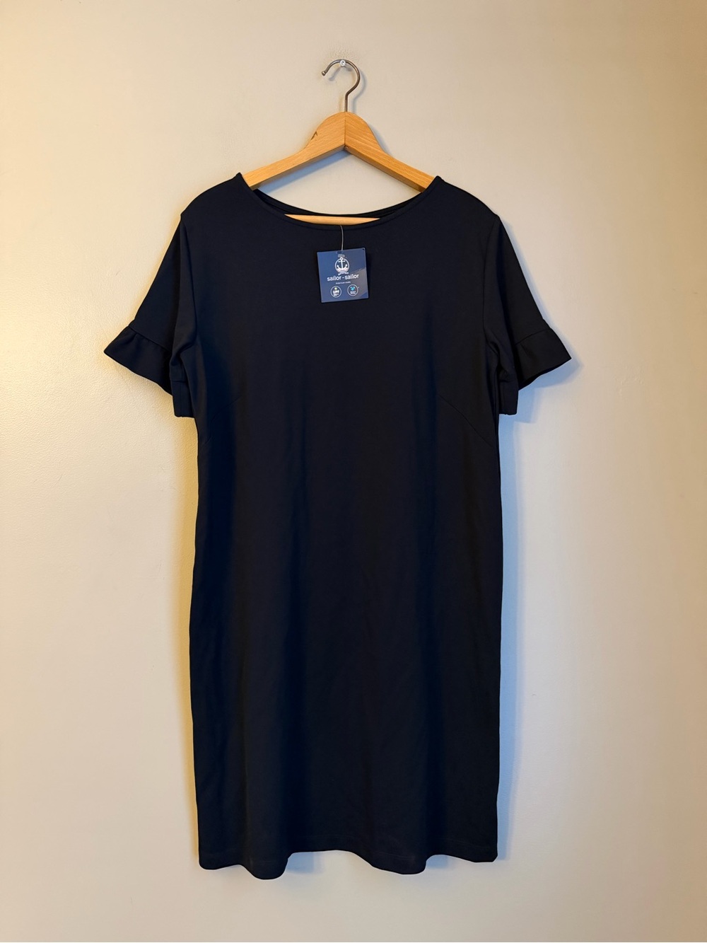 Sailor-Sailor Black Shift Shirt Dress Womens Large UPF 50+ USA Made Moisture